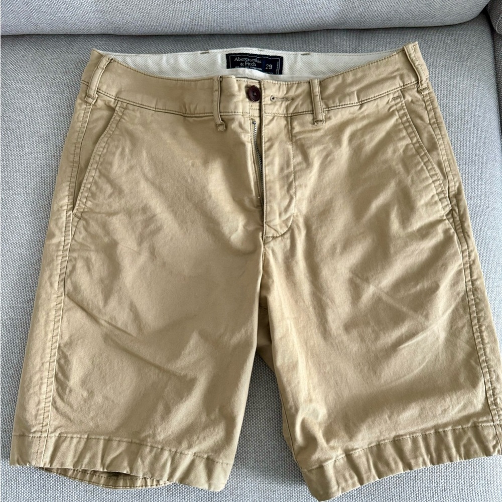 Abercrombie & Fitch Men’s Khaki Shorts